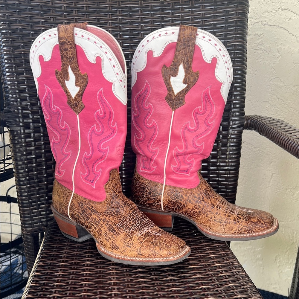 Limited edition crossfire caliente western boots